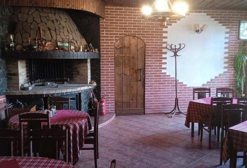 Hotel семеен хотел национал