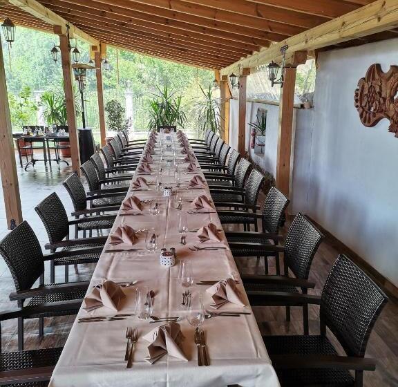 호텔 хотел александър