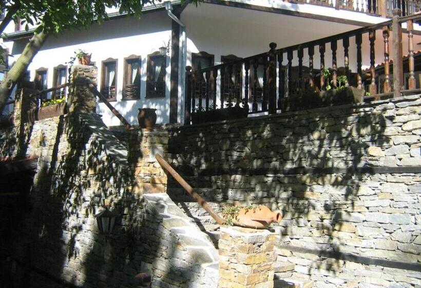 호텔 комплекс водопада