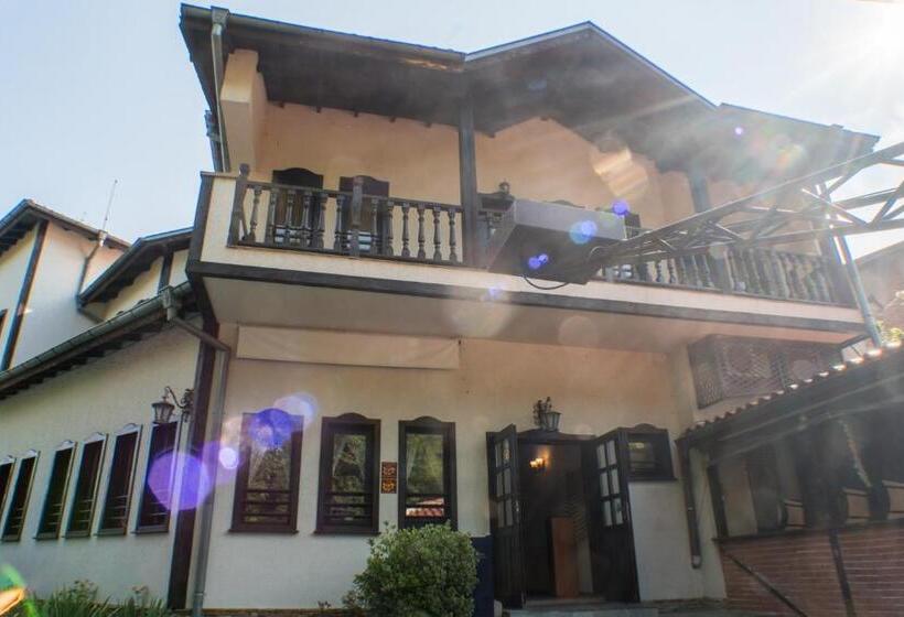 호텔 комплекс водопада