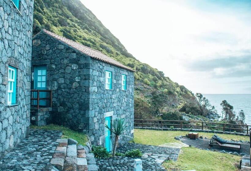 Отель Abrigo Da Cascata Casas De Campo São Jorge