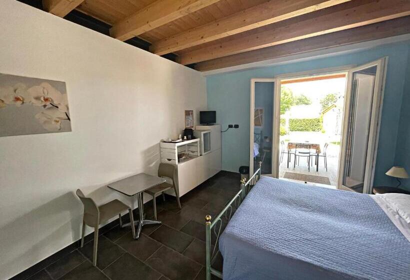 Отель Agriturismo Scannaporco