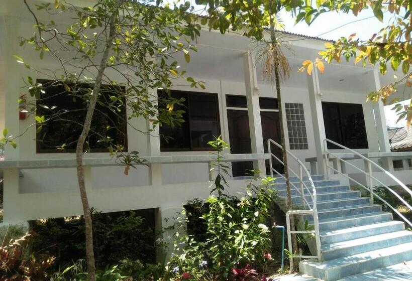 בית מלון כפרי Laytrang Pakmeng Marina Spa And Resort