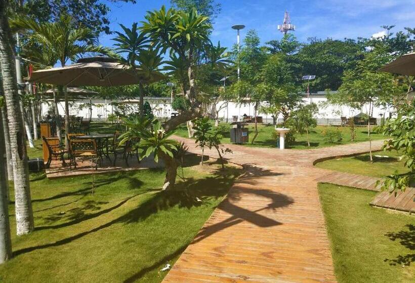 هتل 皇家一号度假村 Tourist Garden