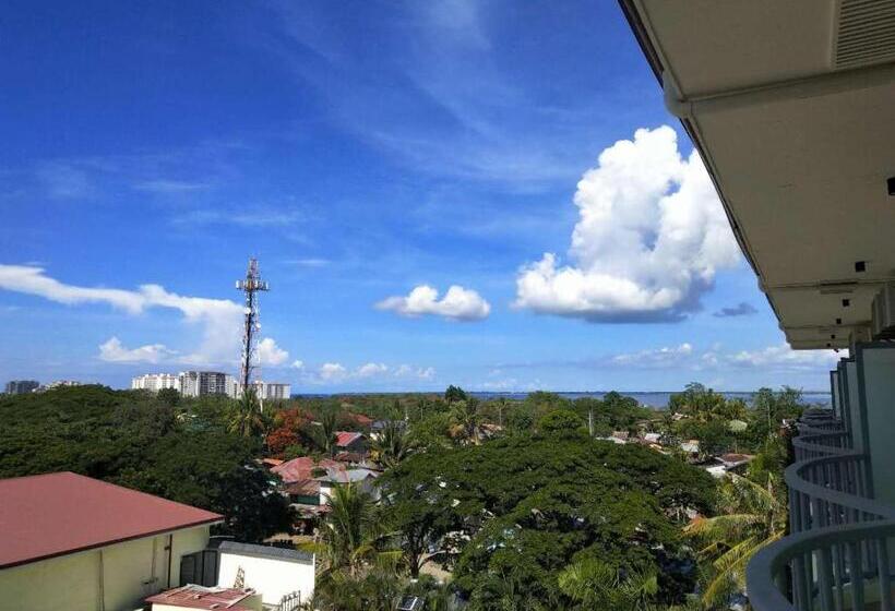 هتل 皇家一号度假村 Tourist Garden
