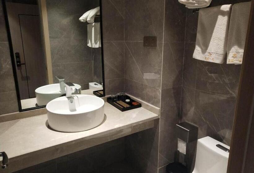 هتل 皇家一号度假村 Tourist Garden