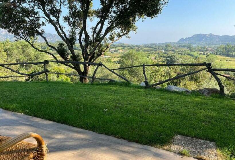 ホテル Turismo Rurale Lu Stazzu Arzachena