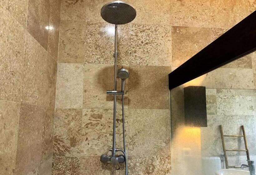 Lombok Sunset Bay Resort