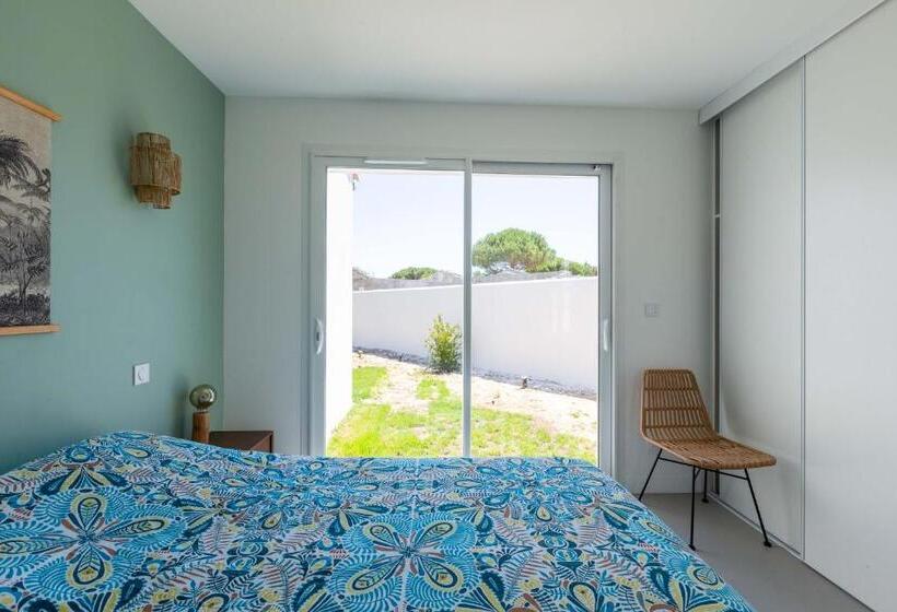 Magnifique Récente Villa De Charme Avec Piscine