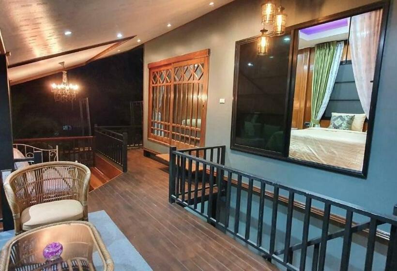 펜션 บ้านสวนในฝัน ตลาดน้ำท่าคา