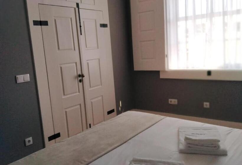 بنسيون Alm Santa Luzia