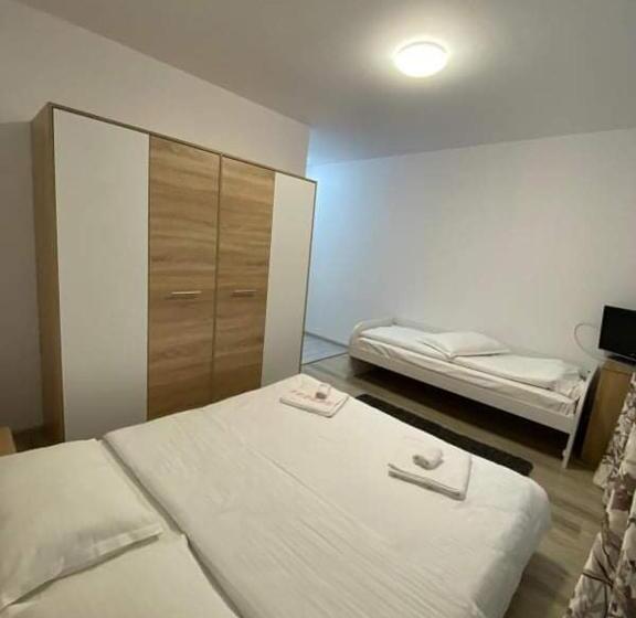 ペンション Casa Arabela