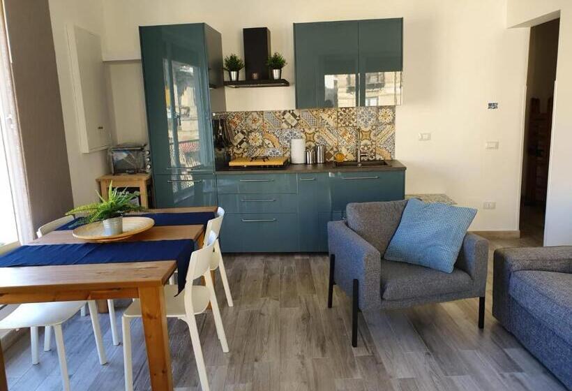 بنسيون Casa Del Moro