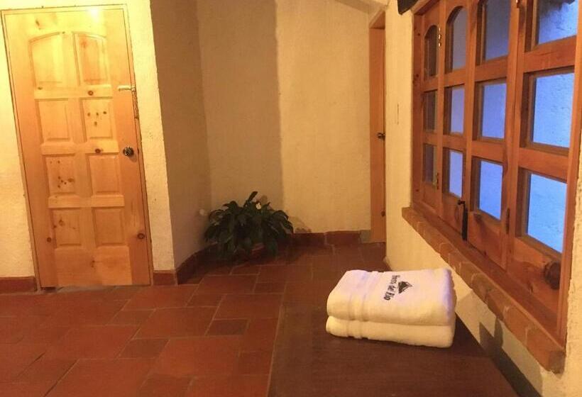 بنسيون Del Rio