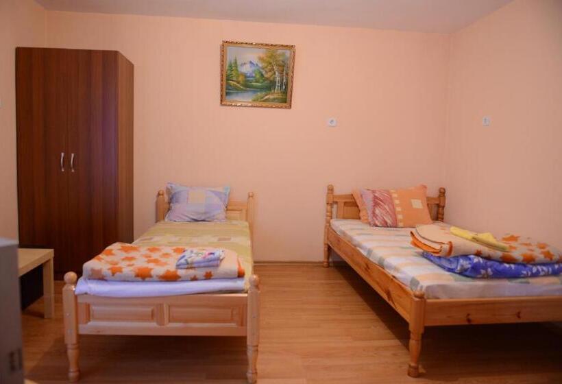 Пансион Delieva House