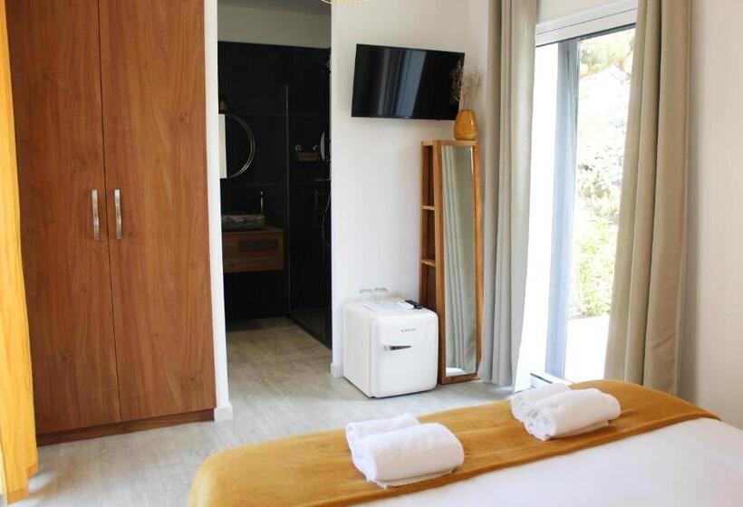 بنسيون Les Suites D Agosta