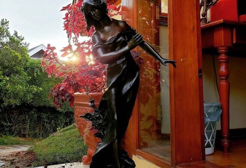 펜션 Mansao Austriaca Guesthouse