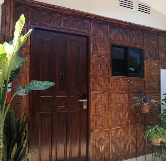 پانسیون Marino Bungalows