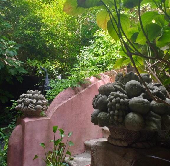 بنسيون Palazzo Caracciolo