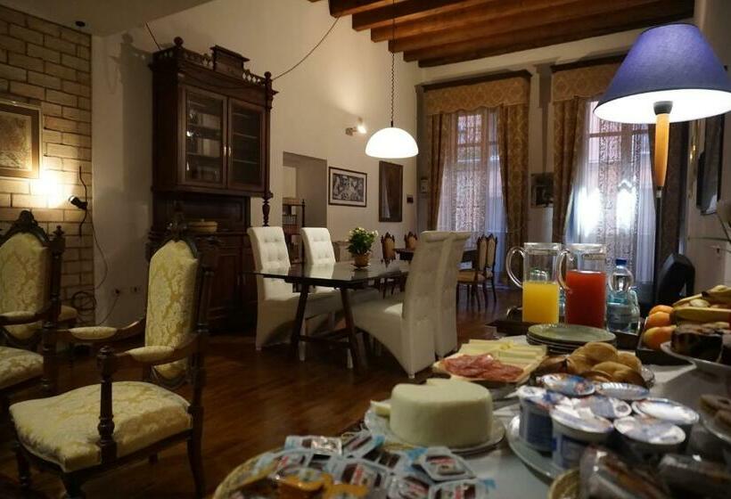 بنسيون Palazzo Fulgher