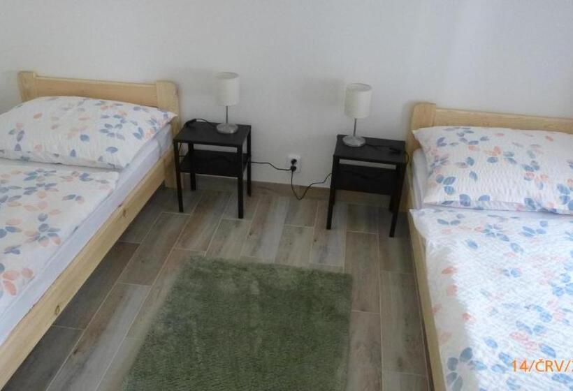 펜션 Penzion Sklář