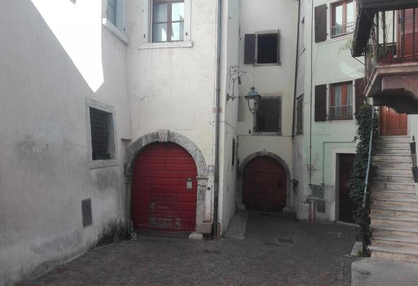 ペンション River Inn Arco