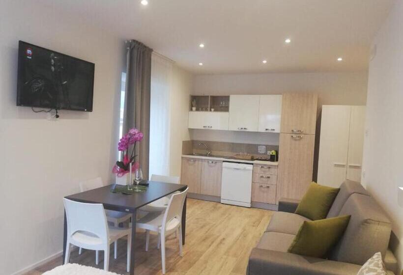 ペンション River Inn Arco