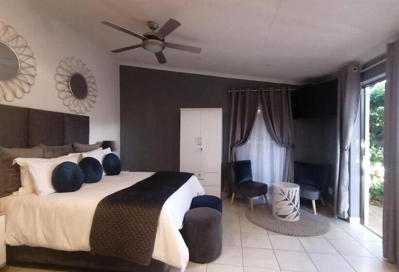 Пансион Roxy S Rest Guest House