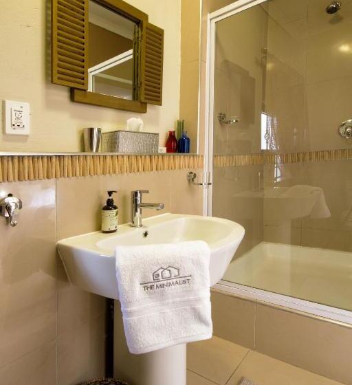 פנסיון Studio Gray