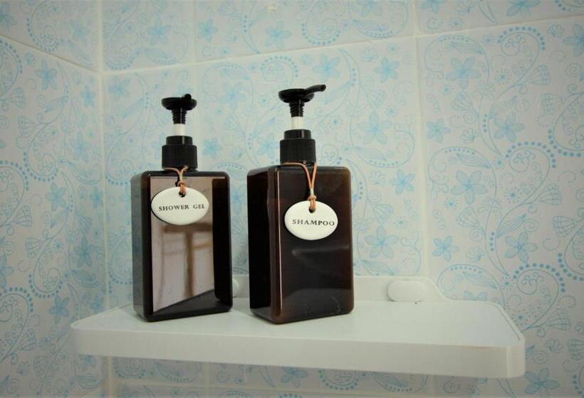 ペンション Sun & Sea Nai Yang Phuket