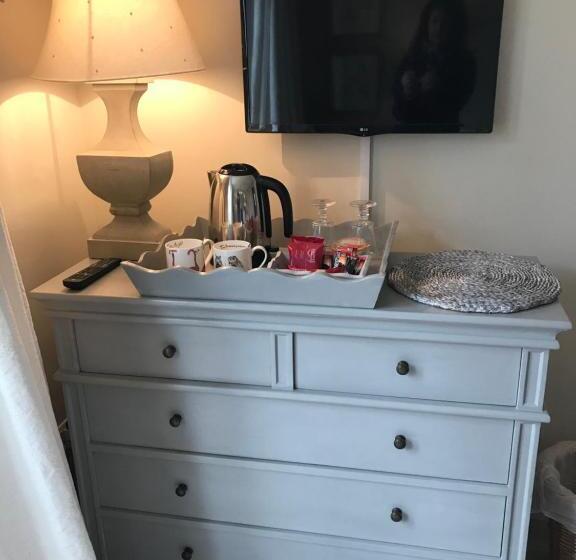 بنسيون The Garden Room