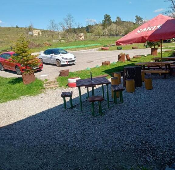 بنسيون Turistika Ubytovňa Sivá Brada