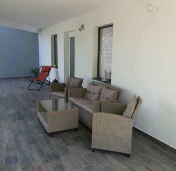 פנסיון éva Apartman