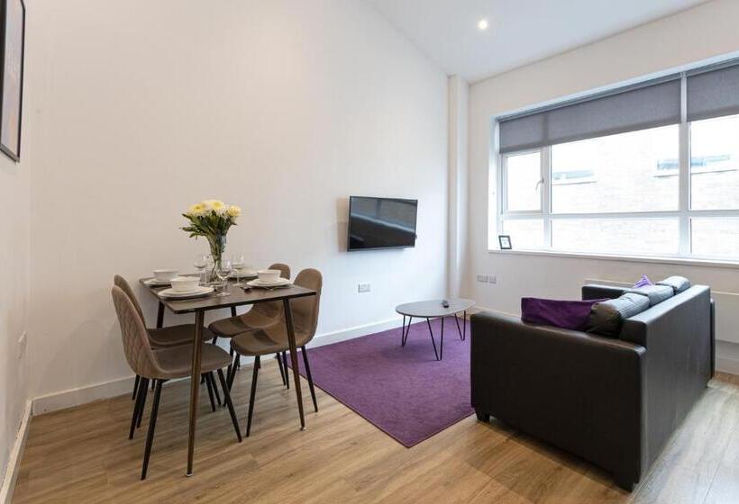 Pillo Rooms Serviced Apartments   Manchester Arena