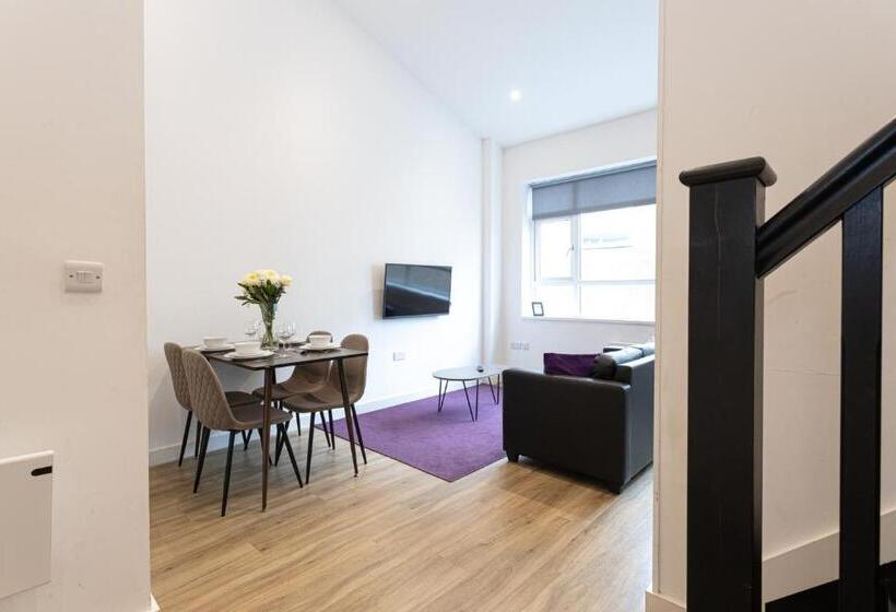 Pillo Rooms Serviced Apartments   Manchester Arena