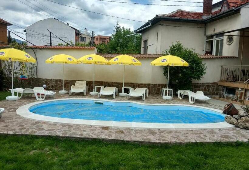 استراحتگاه къща за гости с минерална вода терма асклепий