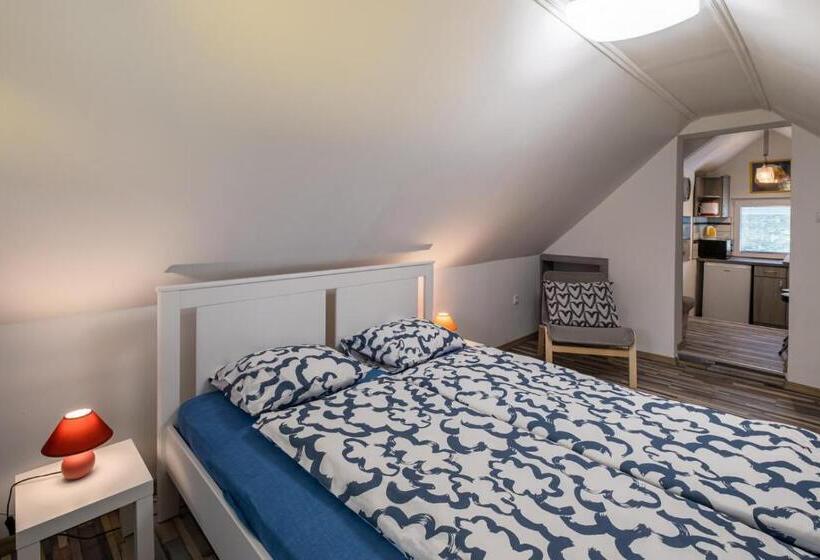 Szürke Vendégház Balatonkenesén