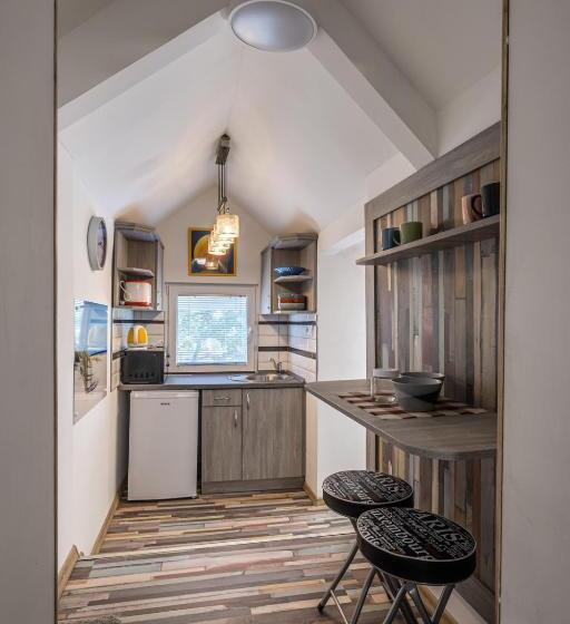 Szürke Vendégház Balatonkenesén