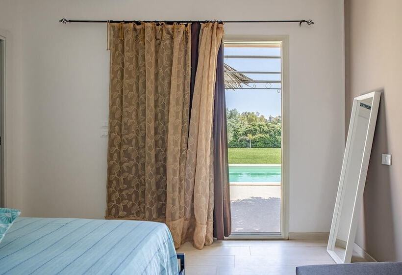 Villa Bouganville Con Piscina By Wonderful Italy