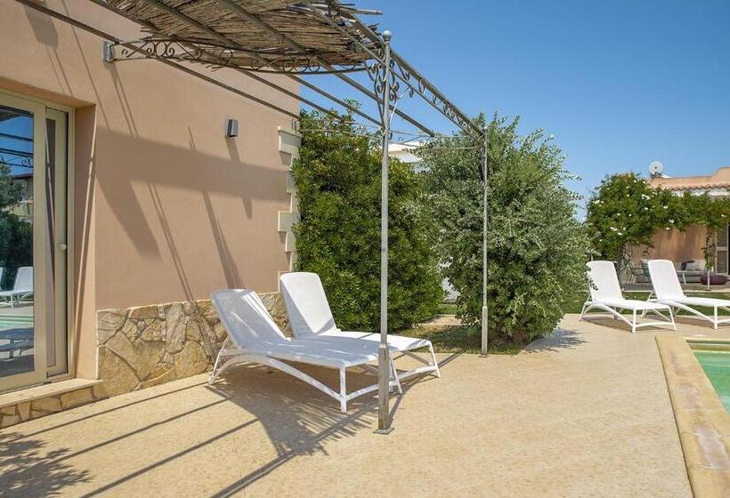 Villa Bouganville Con Piscina By Wonderful Italy