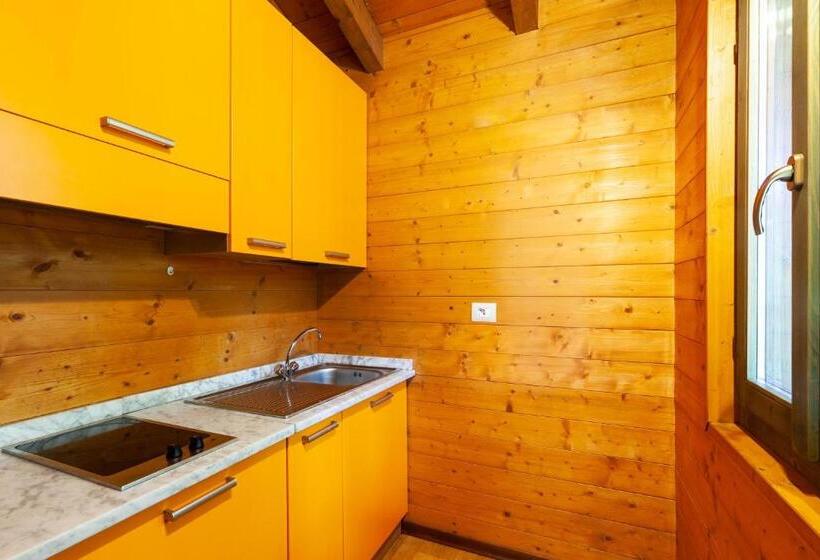 Villaggio Anemone   Chalet Castagno