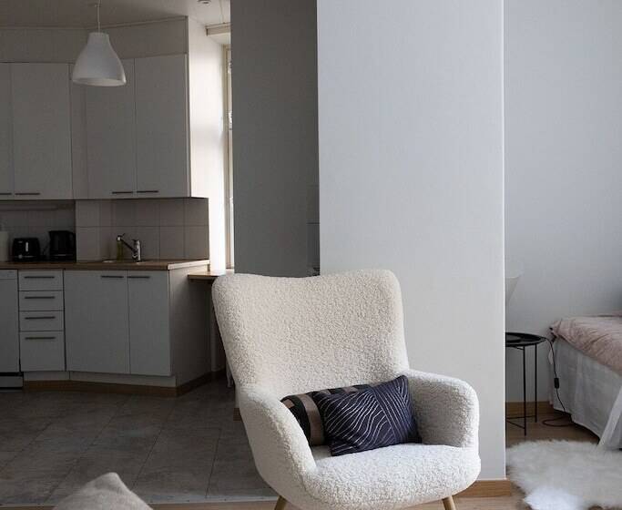 2ndhomes Bright 1br Apartment With Superb Location!