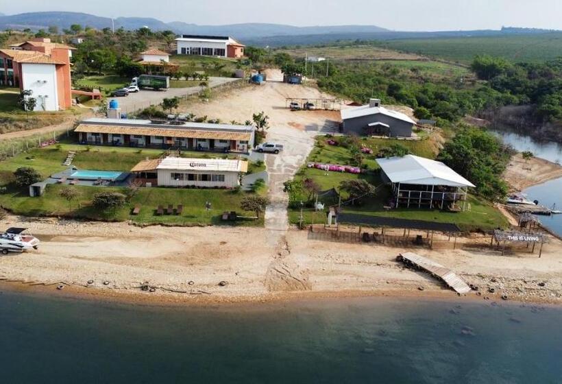 הוסטל Brisa Do Lago Pousada