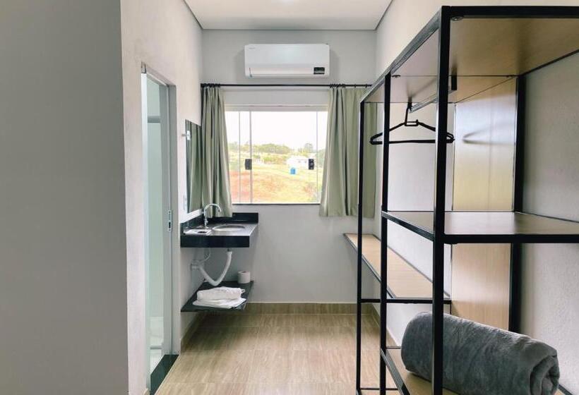 הוסטל Brisa Do Lago Pousada