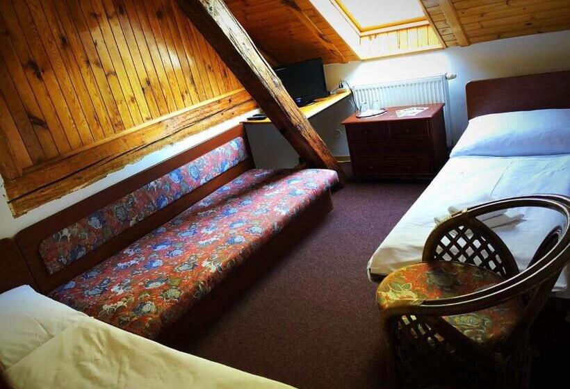 ユースホステル Hostinec Selský Dvůr