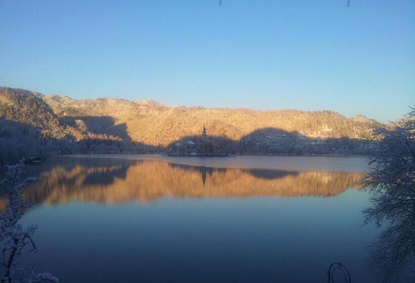 B&b Pletna A Double Lake View Room