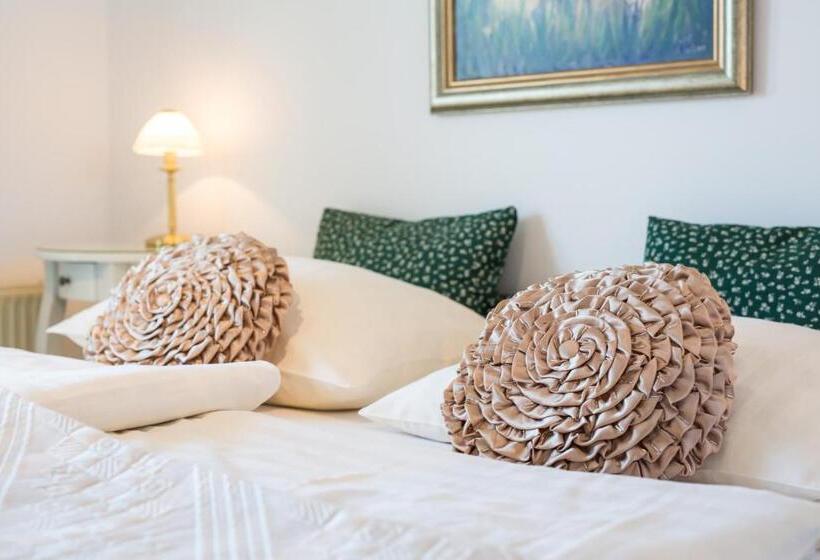 B&b Pletna A Double Lake View Room