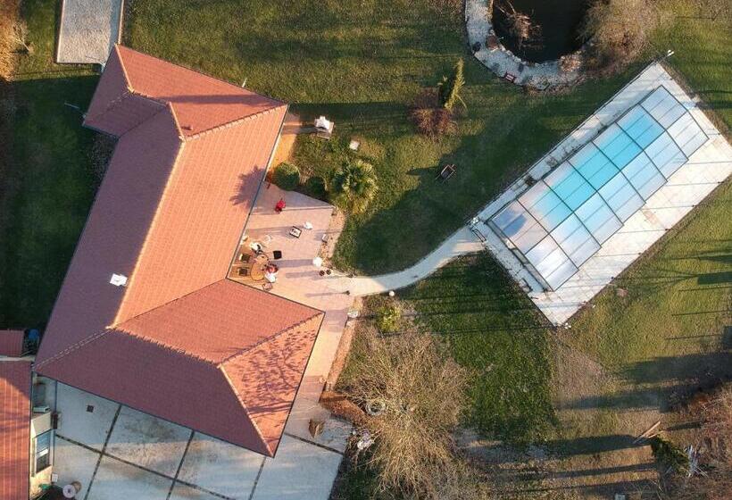 مبيت وإفطار Alaguyauder Le Studio