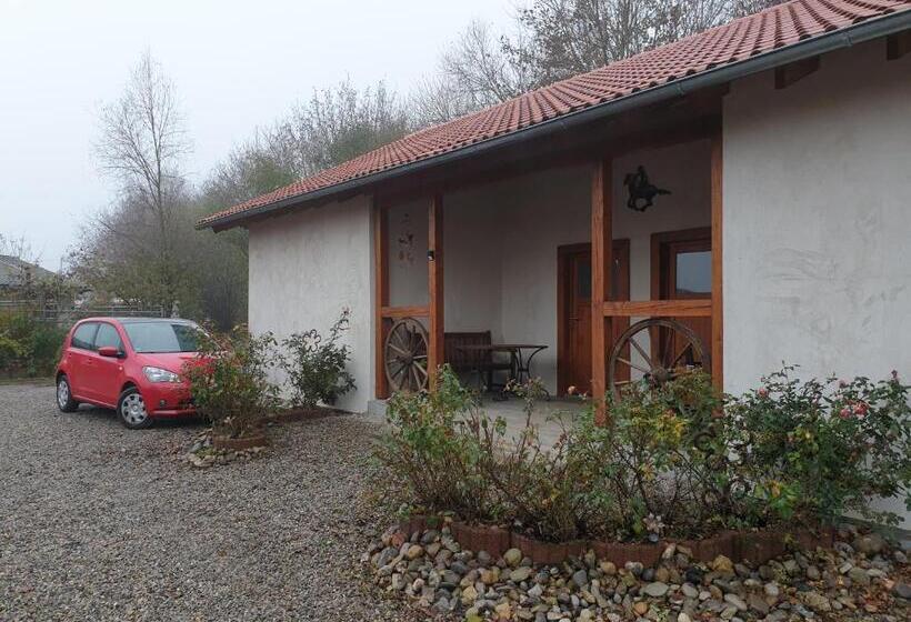 Bed and Breakfast Chrom Ranch Reiterhof