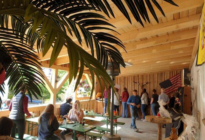 تختخواب و صبحانه Chrom Ranch Reiterhof